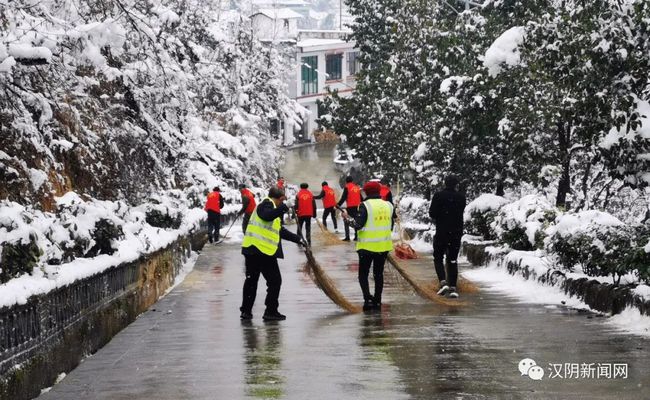 雪通新村领导引领社区迈向新辉煌